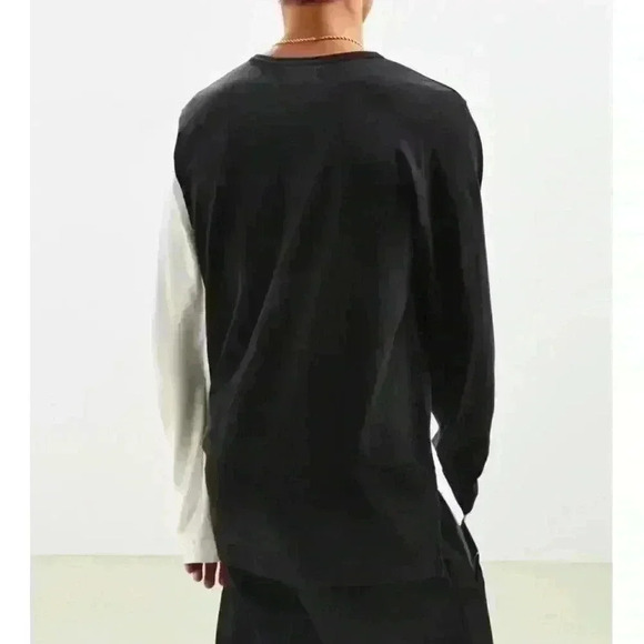 Adidas Burnside Long Sleeve Tee (137) - Picture 5 of 16